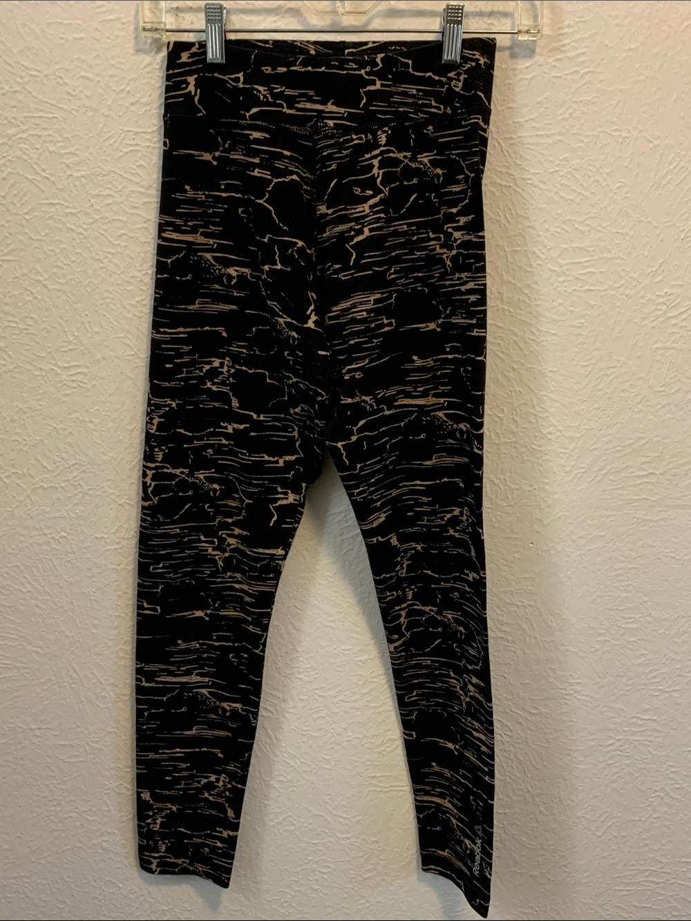 🏁🏁🏁3 for 12$🏁🏁🏁Reebok Black Patterned Leggings-small